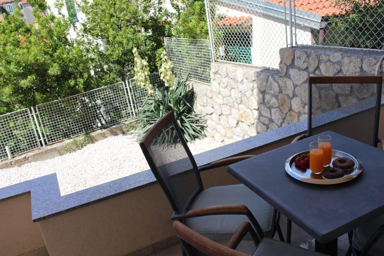 Apartments Agata Шибеник Экстерьер фото